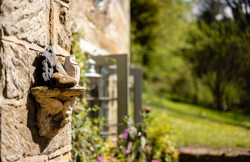 Ruswarp Cottage | A luxury country cottage by the sea, 5 ensuite bedrooms, walkable to the harbour