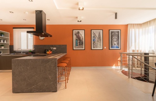 San Tumas Apartment | A Luxury Retreat with Games Room, Spa, and Pool!