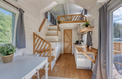 Zeewolde House | A luxury tiny house with extra sleeping lodge