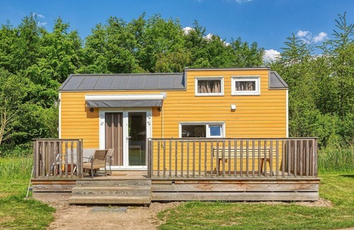 Zeewolde House | A luxury tiny house with extra sleeping lodge