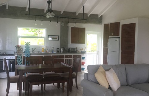 Tanetane House | A Magical Oasis .Minutes from several beaches