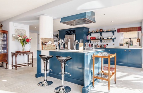 Whitecroft Cottage | A magnificent property, great for friends and family alike.