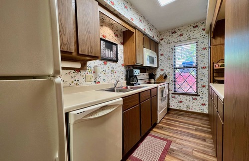 Burnsville Ski Chalet | A Million Dollar View Above the Clouds