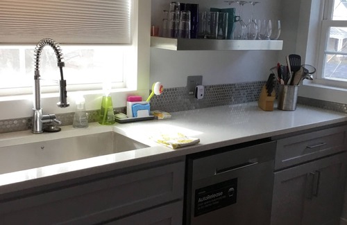 Greenville Apartment | A Mix of Mod & Vintage in the Historic West End, walking distance to downtown