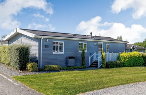 Hundall Cottage | A Nordic Style 6 berth Luxury Lodge with raised veranda on 3 sides.