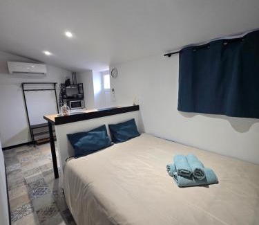 Servas Bed & Breakfast | A NOU'DEUX