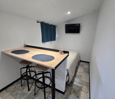 Servas Bed & Breakfast | A NOU'DEUX