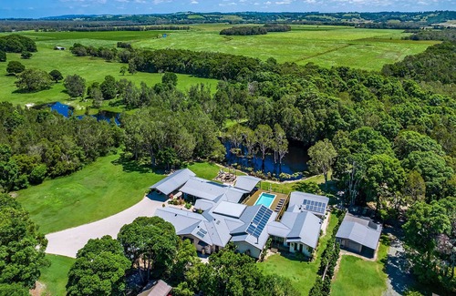 Lennox Head Villa | A PERFECT STAY - Lennox Unique Coastal Retreat