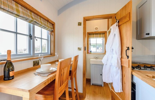 Alderbury Cottage | A perfectly formed shepherds hut that has been styled and furnished with flair.