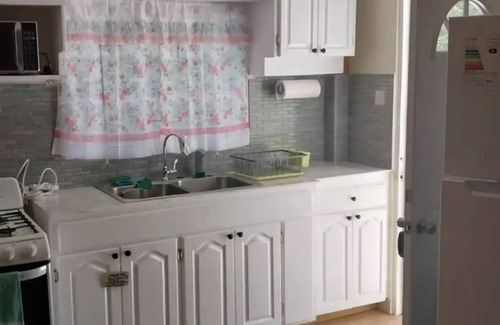 St. George's Villa | A personalized & Spacious Hilltop Orchard Villa- 5 min to the city.