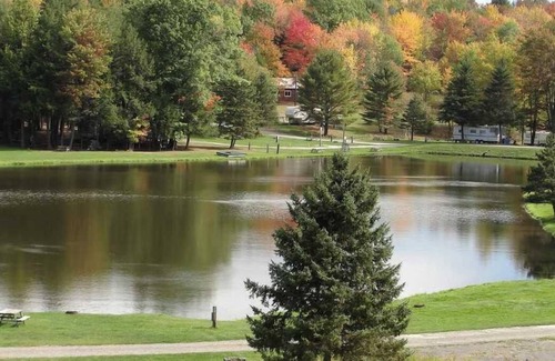 Endicott House | A Place You'll Surely Enjoy! Water Activities, Free Parking!