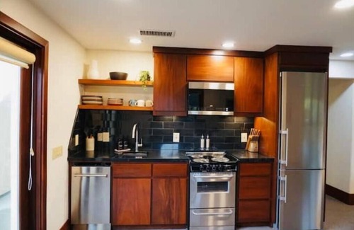 Mission Valley Apartment | A Private Gated Estate