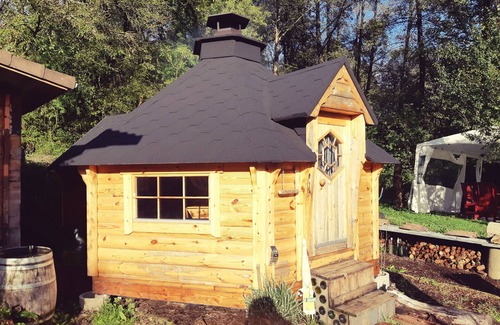 Renac Cabin | A Private Lakeside Retreat-Do You Love Nature