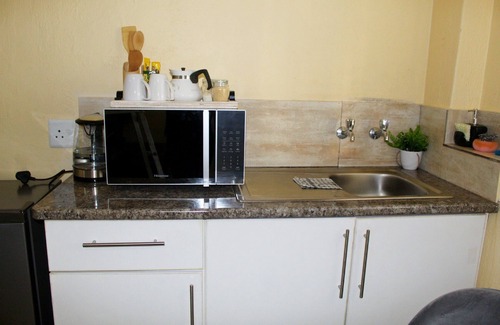 Polokwane Bed & Breakfast | A private space located just 5km to mall of the north