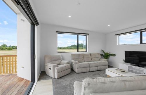 Rangiora House | A Quiet Abode - Country Retreat
