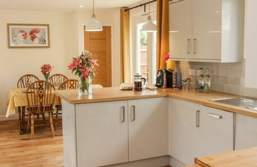Acton Scott Cottage | A quiet Modern Bungalow with magnificent views of the Wenlock Edge