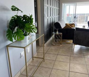 La Mercy Apartment | A quintessential work-relax space