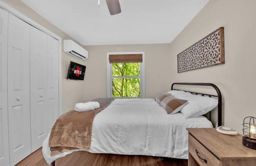 Rowland House | A Refined Retreat