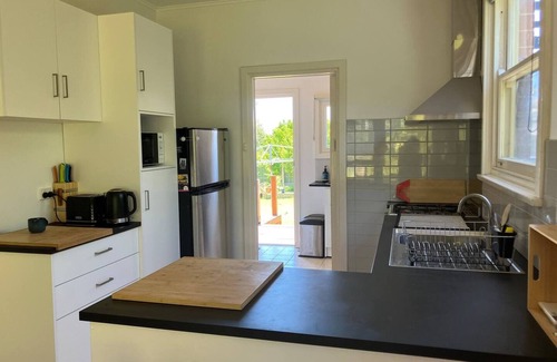 Christies Beach House | A Relaxed Coastal Home. Pet-friendly!
