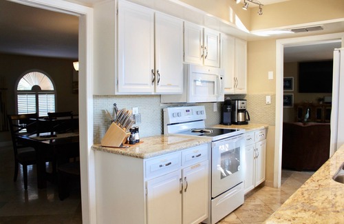 Raskin Estates House | A RENTAL that has it ALL so you can RELAX & UNWIND w/Complimentary heated pool
