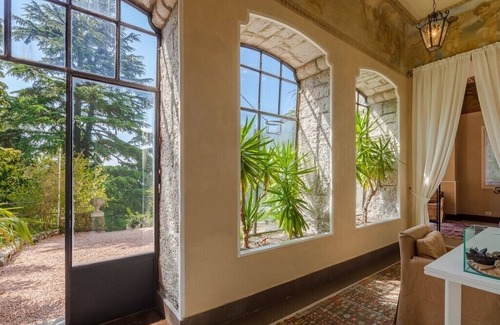 Aggregazione Rionale 4 Villa | A romantic experience in historic villa with private park at SacroMonte Varese