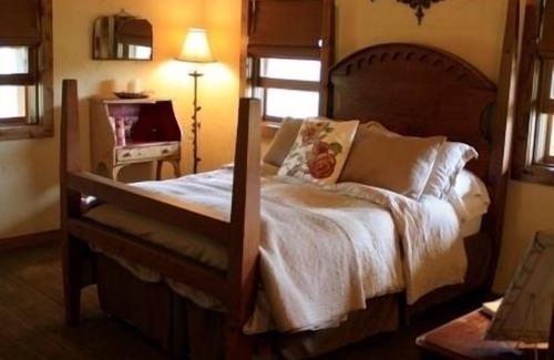 Ennis Other | A Romantic, Family And Pet Friendly Guest House.