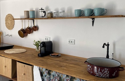 Spring Cottage | A Serene Escape: Your Cozy Cottage Oasis