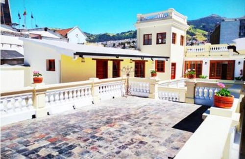 Quito Historic Center House | A single room in a heritage home