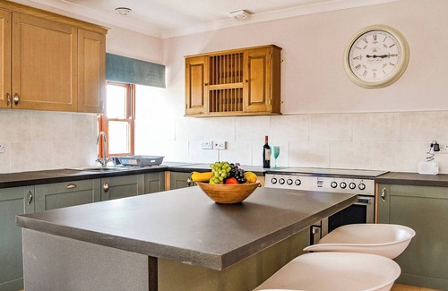 Carlisle Cottage | A spacious country cottage the perfect indulgent getaway for two.
