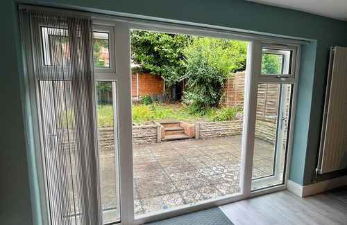 Erdington House | A spacious newly renovated luxury house within minutes of Birmingham city centre