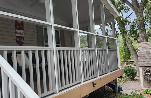 Prairie Du Chien House | A stone's throw from the River, this amazing property won't disappoint!