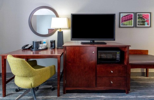 South Loop House | A stone's throw from the Mall of America