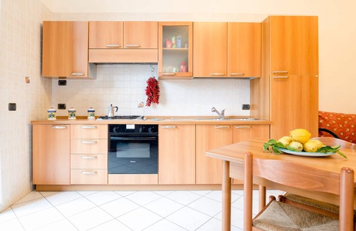 Atrani Apartment | A stone's throw from the sea .
