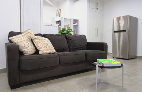 Miramar Apartment | A studio for creatives in artsy neighborhood