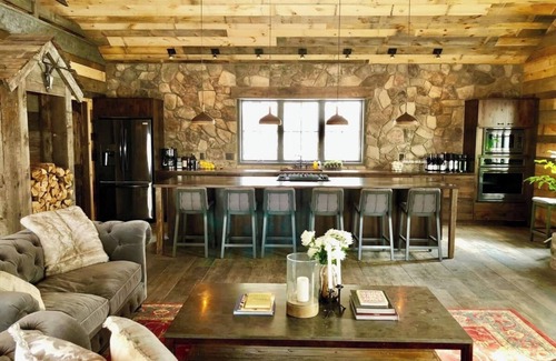 Newtonville Cabin | A stunning, modern Lodge with rustic charm at June Farms!