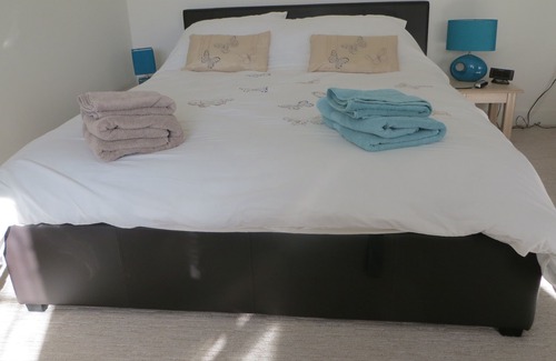 Coleford Apartment | A Superb Studio Apartment ideally situated for touring the Heart of England
