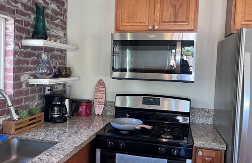 Leucadia House | A Surfers Paradise! - Steps from Beacon’s Beach, Encinitas