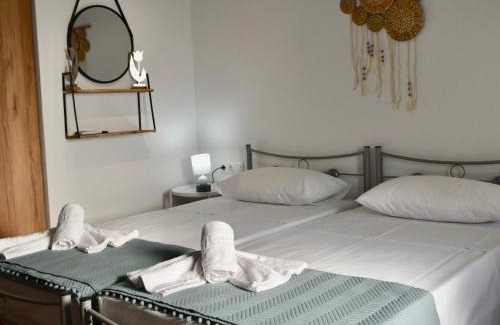 Ouranoupoli House | A tiny studio