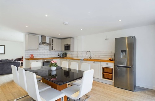 Ashford House | A tranquil farm stay in the Weald of Kent, 50mins from central London via PT.
