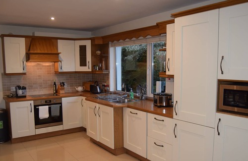Douglas House | A Tranquil Place to Stay in Cork!!