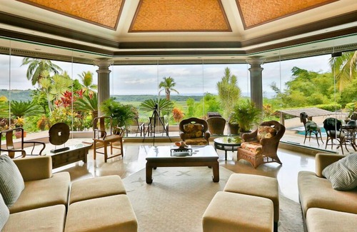 Loay House | A Tranquil Tropical Retreat, Private with Personal Staff