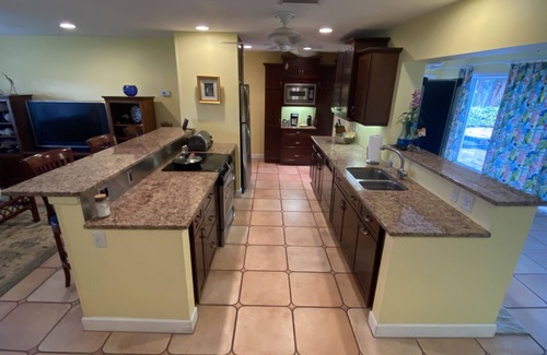 Sorrento Shores House | A Tropical 2 Bedroom/2 Bath House w/Pool and Dock