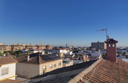 Mairena del Aljarafe House | A un metro Sevilla "Casa Tato"