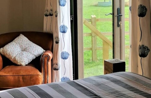 Brisley Cabin | A Unique Haven for a Total Escape, awarded Gold by Green Tourism.