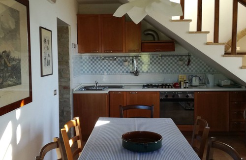 Assisi Villa | A vacation in a villa with spectacular swimming pool in a large exclusive park.