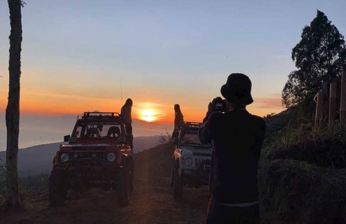 Bangli Resort | a very interesting tour held on top of Mount Batur, 4wd jeeps tour