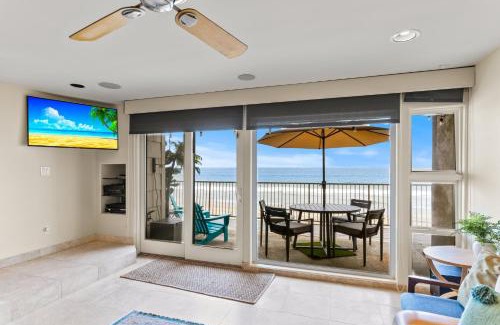 Carlsbad Village House | A Wave From It All