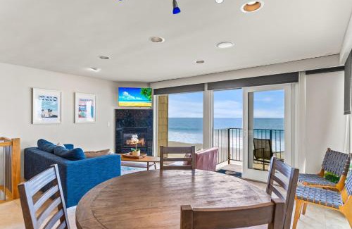 Carlsbad Village House | A Wave From It All