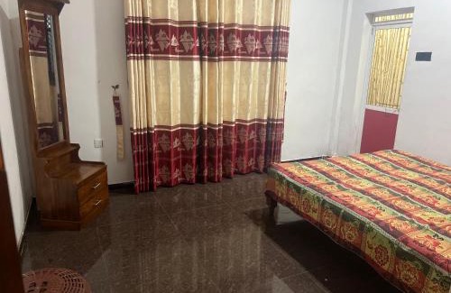Gomagoda Hotel | Aadham rest