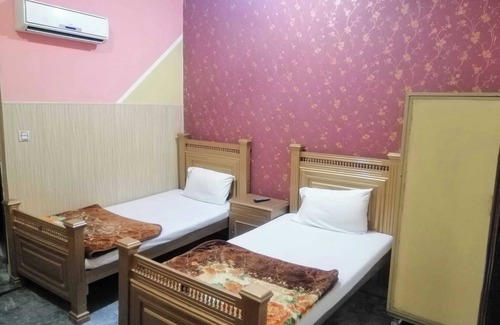Sargodha Hotel | Aaj International Hotel Sargodha